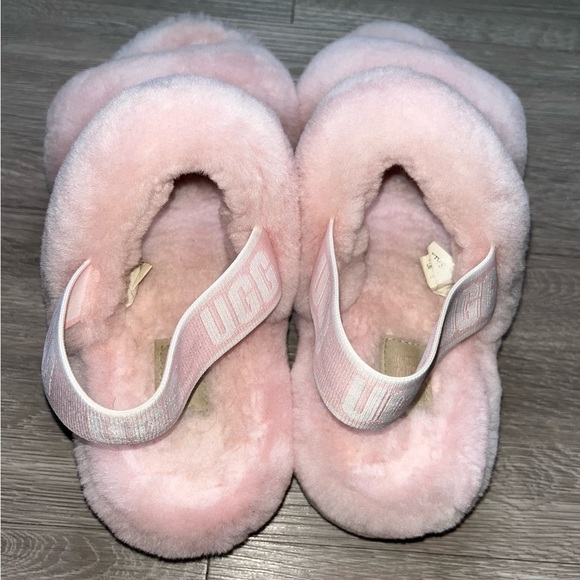 UGG Fluff Yeah Slide Pink Sheepskin Sandals Size 7 - Picture 2 of 5